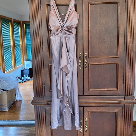 Beautiful Chadwicks size 8 evening gown gray - Picture 2 of 8